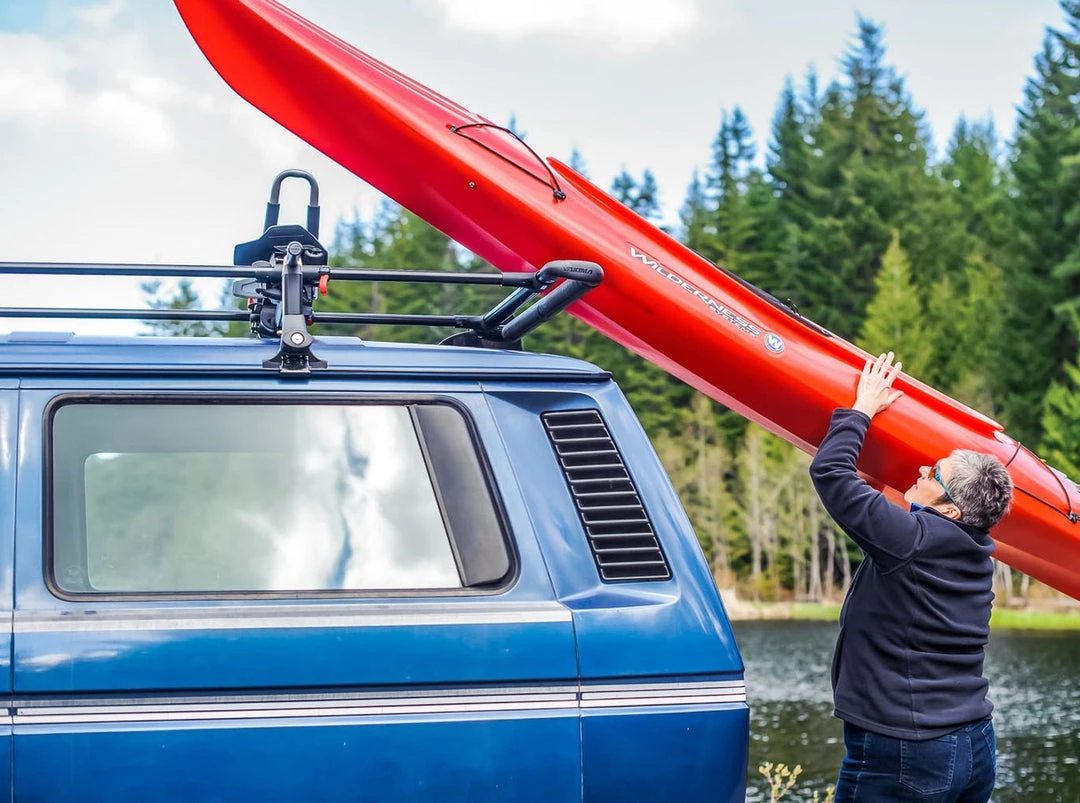 Yakima ShowBoat 66 - Rear Slide-Out Load Assist 2 Yakima ShowBoat 66 - Rear Slide-Out Load Assist