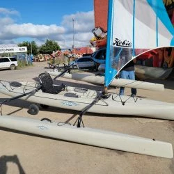 USED 2015 Hobie Adventure Island - In Store Pick Up Only Kayaks/Canoes